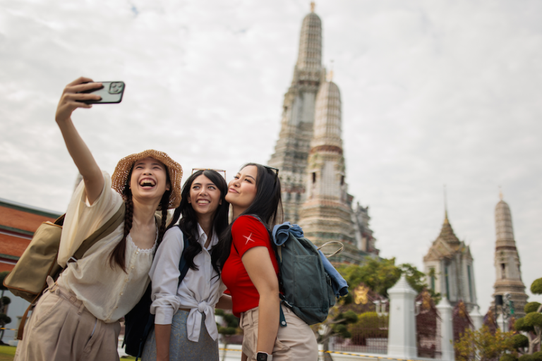 Liburan Akhir Tahun Lebih Aman dengan 5 Tips Keamanan Ini