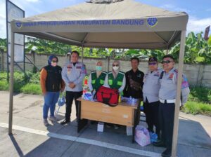 Dishub Kabupaten Bandung Siapkan 231 Petugas dan 12 Posko Pengamanan Jelang Libur Nataru 2024Dishub Kabupaten Bandung Siapkan 231 Petugas dan 12 Posko Pengamanan Jelang Libur Nataru 2024